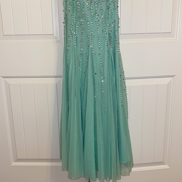 Sean Collection Mint Green Prom Dress! - Picture 13 of 15